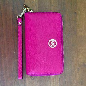 Michael Kors Travel Wristlet Wallet